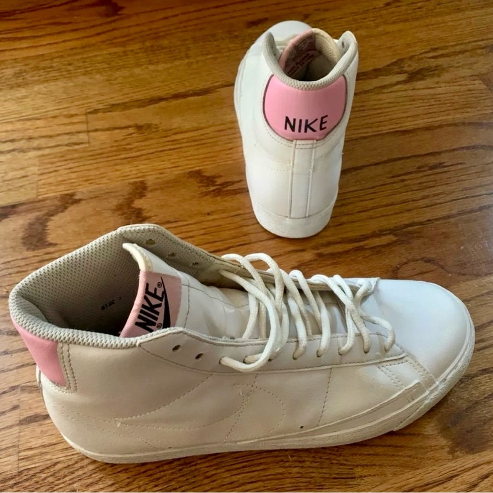 Nike Blazer Vintage 2009 Women’s 8.5 Mid Basketball Shoes Men’s 7 white pink 7Y